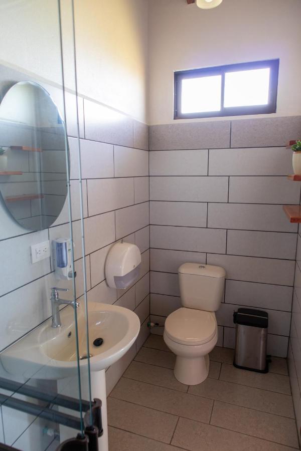 Hostel Bouganvilia Bed And Breakfast San Ramón エクステリア 写真